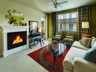 1205 10th Pl, Seattle WA  98057-5631 exterior