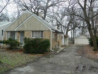 1231 Hamilton Ave, Elmhurst IL  60126-5405 exterior