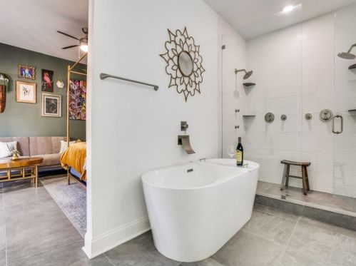 629 Elsbeth St, Dallas, TX 75208-4308