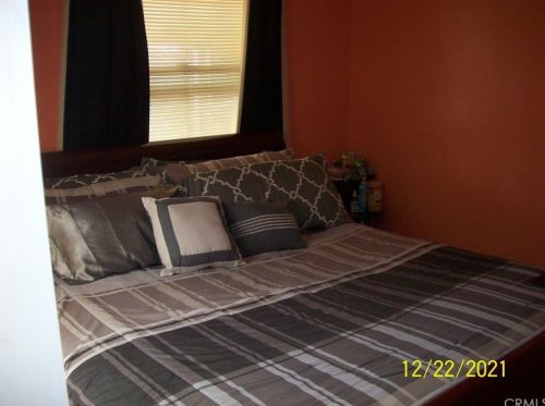 2705 Olive Ave, Fullerton CA 92833-3542 exterior