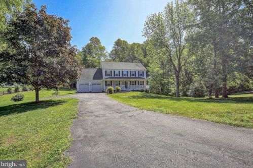 3245 Loring Dr, Huntingtown, MD 20639-4208