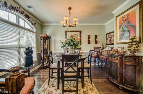 1242 Lavista Cir, Atlanta, GA 30324-3765