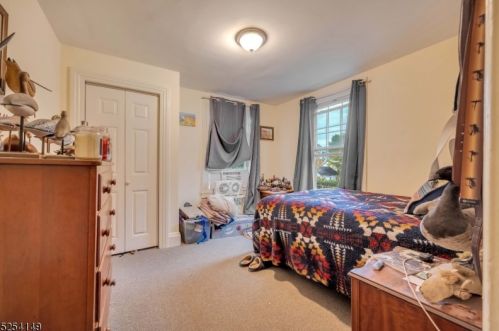 196 Belvidere Ave, Washington NJ 07882-1028 exterior