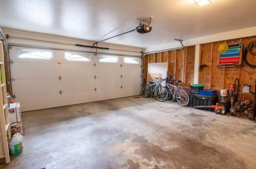 6688 Brandon Ml Rd, Atlanta GA 30328-2031 exterior