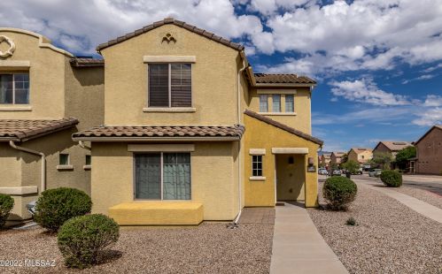 6072 Sweet Birch Ln, Tucson, AZ 85747-8986