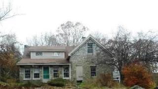 109 Ministerial Rd, Manchester NH  03110-5338 exterior