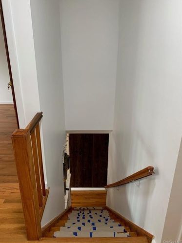 550 Bolton Ave, Bronx NY 10473-2903 exterior