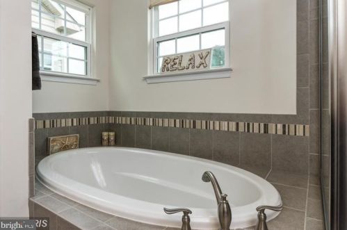 2501 Baileys Pond Rd, Accokeek MD 20607-3776 exterior