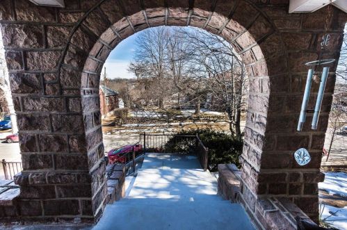 3351 Oak Hill Ave, Saint Louis MO 63116-3932 exterior