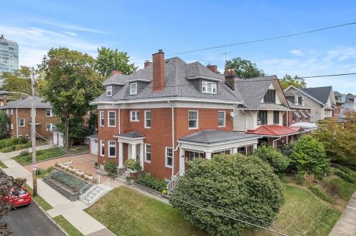 5701 Elgin St, Pittsburgh PA 15206-1635 exterior