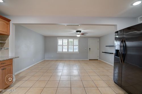 11041 18 Dr, Phoenix AZ 85007-2433 exterior