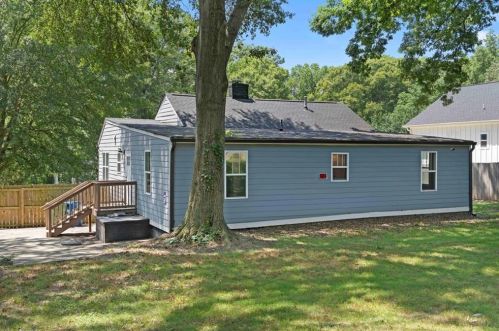 1731 Madrona St, Atlanta GA  30318-6427 exterior