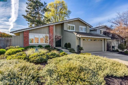 4478 Pitch Pine Ct, Concord, CA 94521-4406