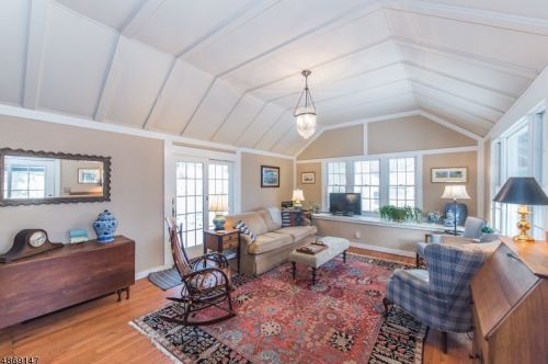 109 Shore Trl, Sparta, NJ 07871-1725