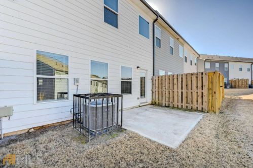 4933 Lower Elm St, Atlanta GA 30349-1677 exterior