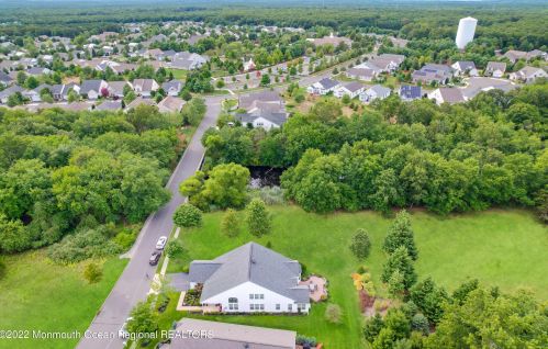 63 Colchester Dr, Jackson Twp, NJ 08527-4782