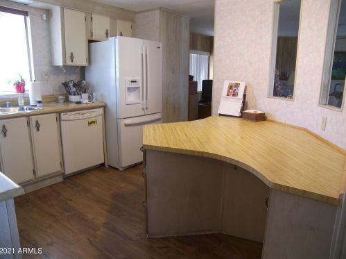 16229 32 Way, Phoenix AZ 85018-5019 exterior