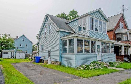 63 Langdon St, Springfield, MA 01104-1912