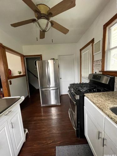 55 Kelsey Ave, Huntington Station NY 11746-1109 exterior