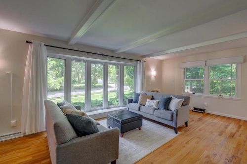 322 Cheyenne Trl, Madison WI  53705-4703 exterior