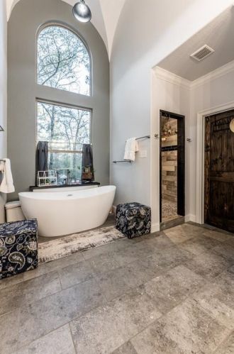 39 Forest Dr, Huntsville TX 77340-5676 exterior