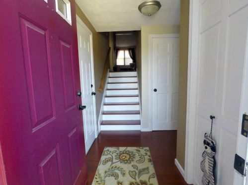 902 Brookhaven Ln, Woonsocket RI 02895-2771 exterior