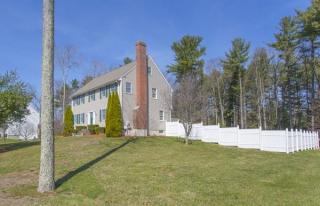 64 Border Winds Ave, Seabrook, NH 03874-4462