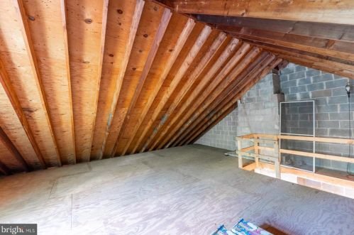 233 Old State Rd, Limerick PA 19468-3116 exterior