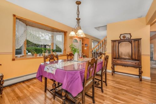 25 Dawson St, Huntington Station NY 11746-4021 exterior