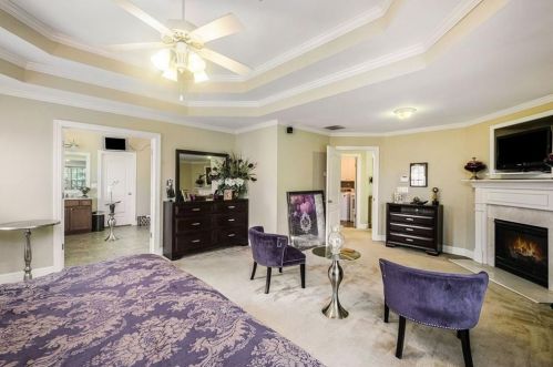 5239 Barrington Trce Dr, Atlanta GA 30331-9110 exterior