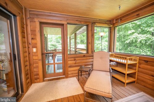 272 Wooded Ridge Rd, Swanton MD 21561-2334 exterior