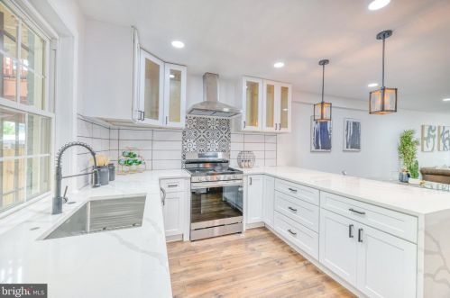 1233 16th St, Washington DC  20002-2501 exterior