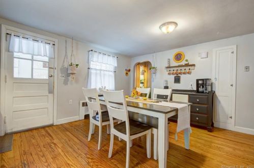 94 Hillcrest Ave, New Britain CT  06053-2539 exterior