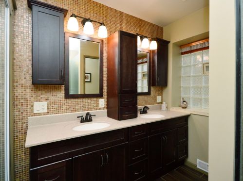 1408 Jarvis Ave, Chicago IL 60626-2002 exterior