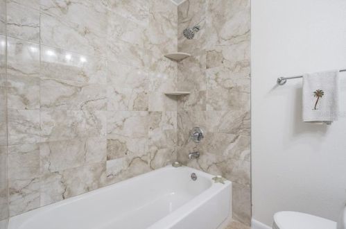 1219 Norfolk St, Tampa FL 33604-5031 exterior