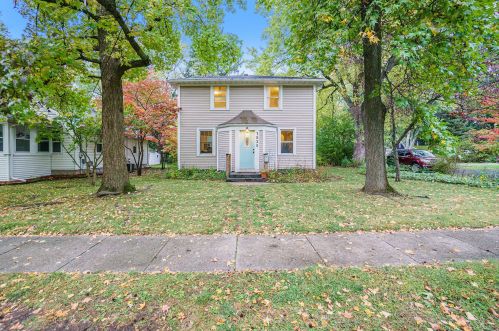 1525 Sunnyside Dr, Kalamazoo, MI 49048-1322