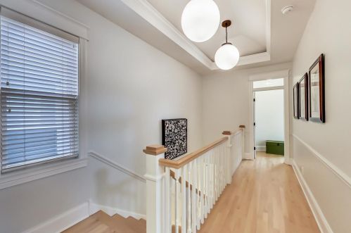 1840 Wellington Ave, Chicago IL 60657-4030 exterior