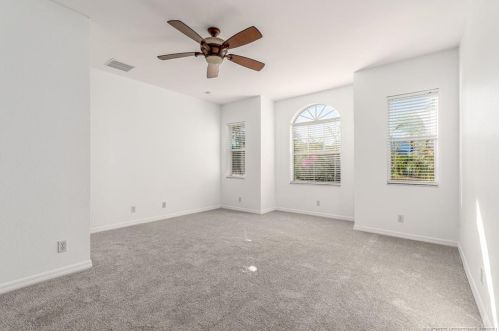 1131 Haleyberry Ave, Fort Pierce FL 34953-6832 exterior