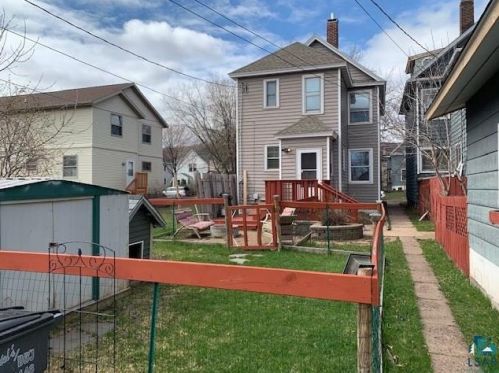 2820 2nd St, Duluth MN 55812-1921 exterior