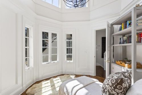 1165 Conway Dr, Atlanta GA 30327-3535 exterior