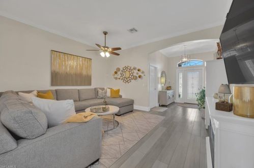 8443 Holw Brk Cir, Naples FL 34119-9724 exterior