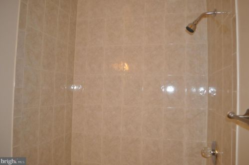 6225 Loch Raven Dr, Mc Lean VA  22101-3134 exterior