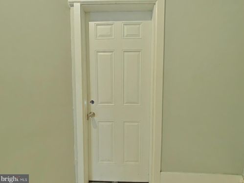 1422 Diamond St, Philadelphia PA 19122-1721 exterior