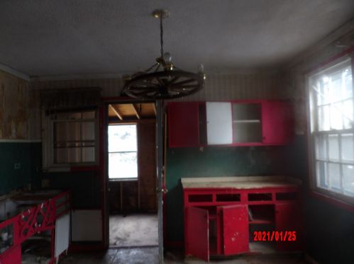 12801 Throop St, Chicago, IL 60827-6421