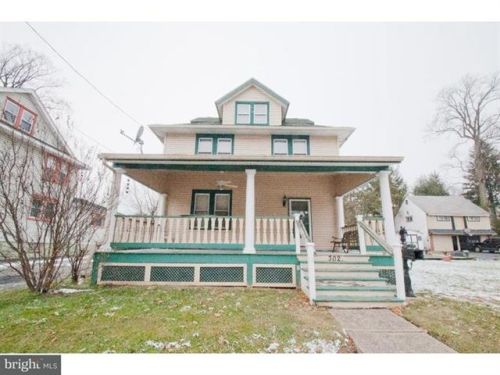 302 Sharp Ave, Manor, PA 19036-2310