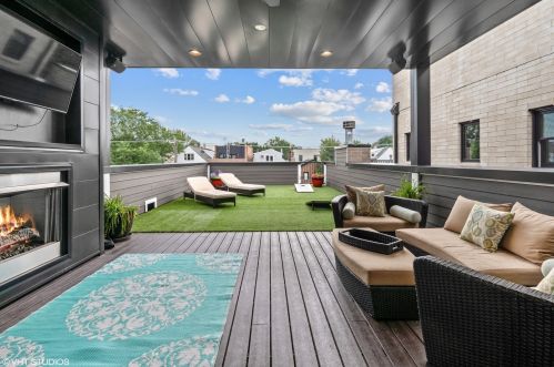 1419 Oakdale Ave, Chicago IL 60657-4118 exterior