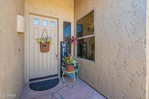 16814 1st Dr, Phoenix, AZ 85023-3616