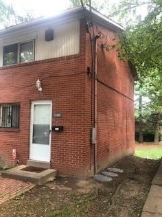 2500 Park Hill Dr, Pittsburgh, PA 15221-1025