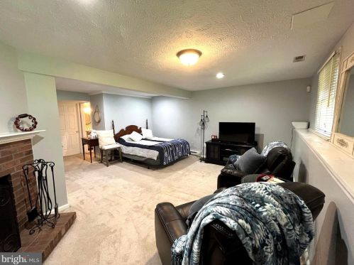 8124 Brightridge Ct, Ellicott MD 21043-6988 exterior