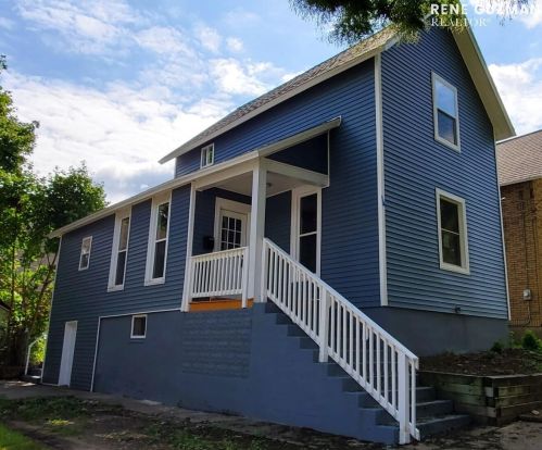 8 Indiana Ave, Grand Rapids, MI 49504-6361